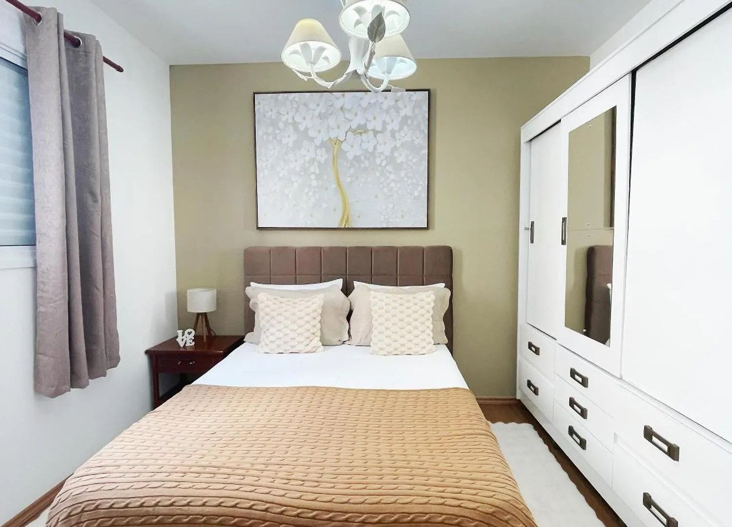 Apartamento Platanos Reali Fiori Campos do Jordao Brezilya